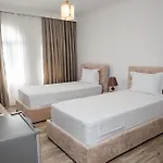 Riviera Boutique Hotel-city Center Отель 3*