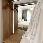 Hotel Riviera Boutique Hotel-city Center Vlorë