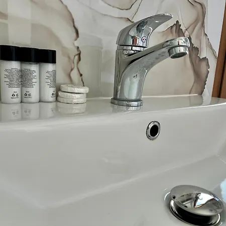 Riviera Boutique Hotel-city Center 3* Vlorë