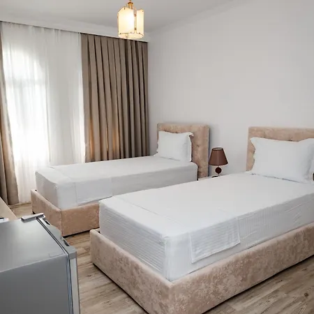 Riviera Boutique Hotel-city Center Otel 3*