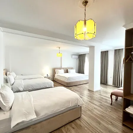 Riviera Boutique Hotel-city Center 3* Vlorë