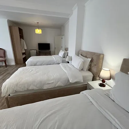Riviera Boutique Hotel-city Center Otel Avlonya