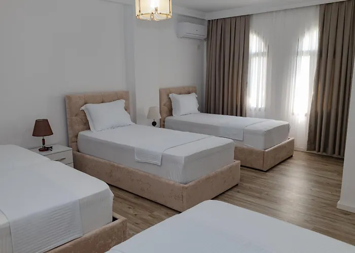 Hotel Riviera Hotel-city Center