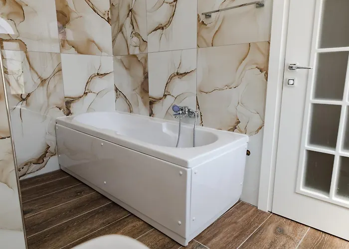 Riviera Boutique Hotel-city Center Otel 3*