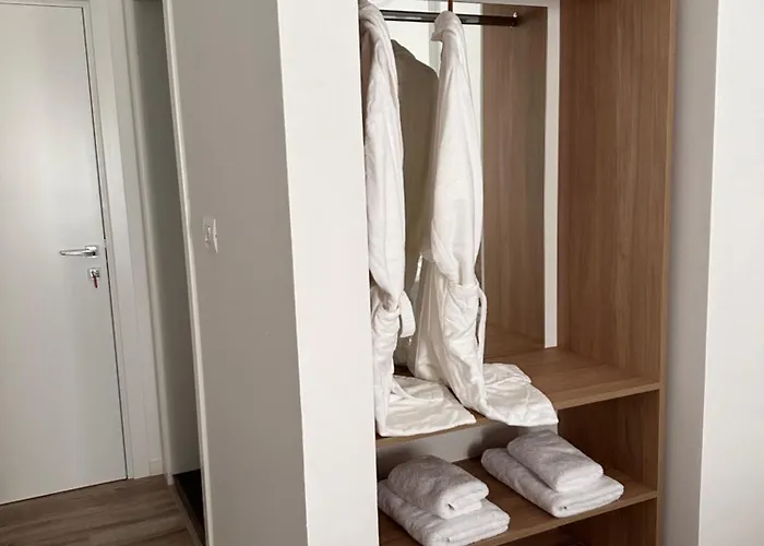 Riviera Boutique Hotel-city Center 3* Vlore