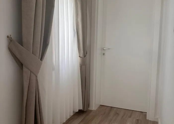 Riviera Boutique Hotel-city Center Hotel 3*