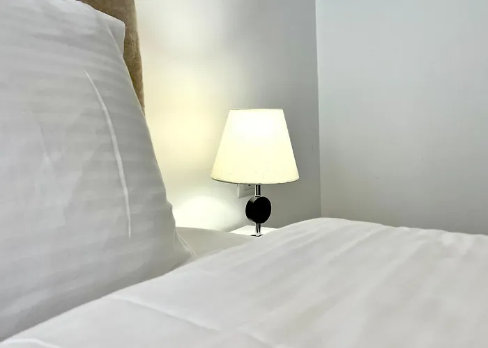 Riviera Boutique Hotel-city Center 3*