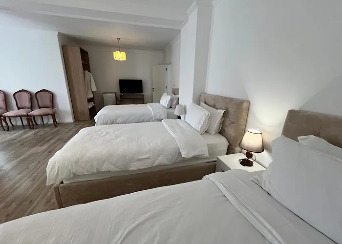 Riviera Boutique Hotel-city Center Hotel Vlore